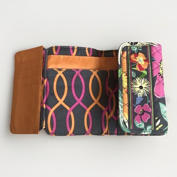VERA BRADLEY Tri Fold Euro Wallet - Jazzy Blooms - Picture 3 of 5